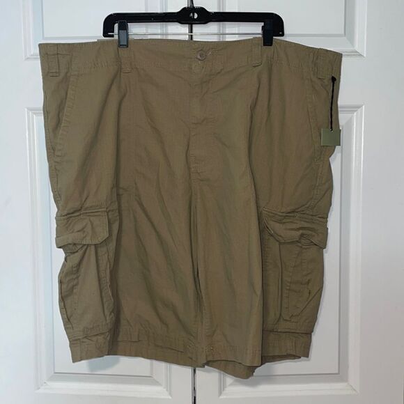Goodfellow & Co. khaki cargo shorts size 48 - Picture 1 of 7